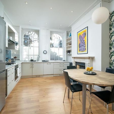 Sleek Flat With Communal Courtyard Londres Extérieur photo