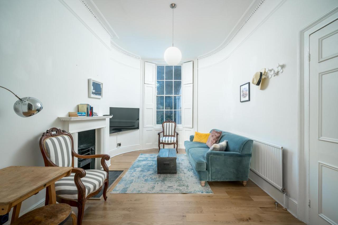 Sleek Flat With Communal Courtyard Londres Extérieur photo
