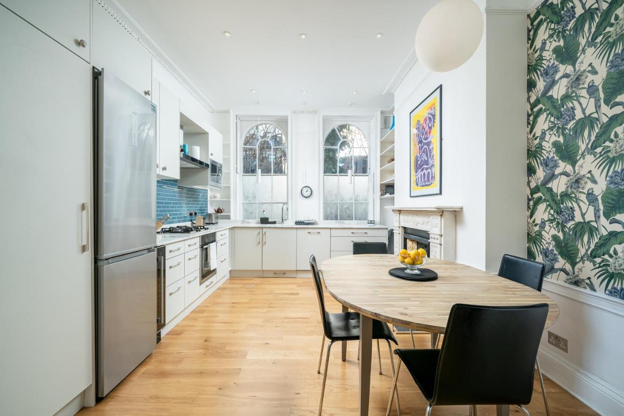 Sleek Flat With Communal Courtyard Londres Extérieur photo