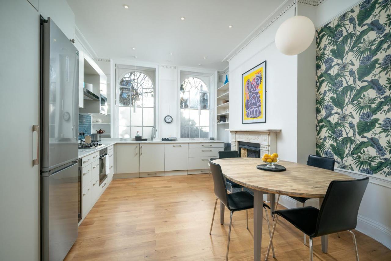 Sleek Flat With Communal Courtyard Londres Extérieur photo